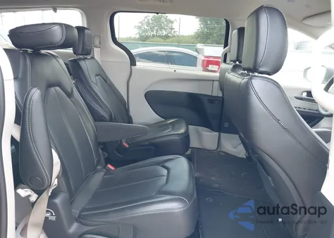 2023 Chrysler Pacifica Touring L z USA, uszkodzony, nr VIN 2C4RC1BG7PR505225